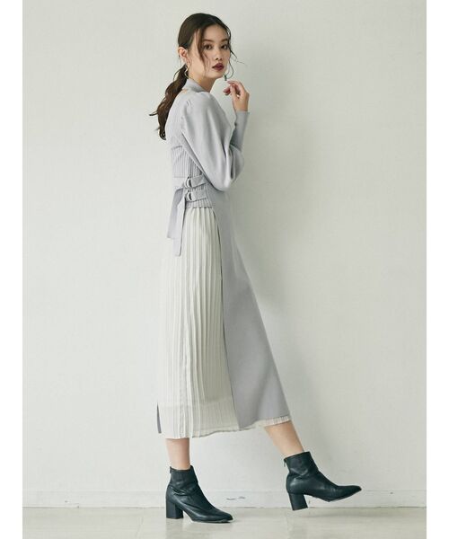 dazzlin（ダズリン）の「ショルダーポイントコンビワンピース（ワンピース・レディース・ベージュ/ブラウン/グレー・FREE）」の2枚目の写真