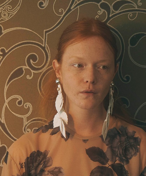 FUMIE TANAKA(フミエタナカ)の「【FUMIE=TANAKA(フミエタナカ)】リーフイヤリング FT-SU03(イヤリング・レディース・ホワイト/クリア・FREE)」の11枚目の写真