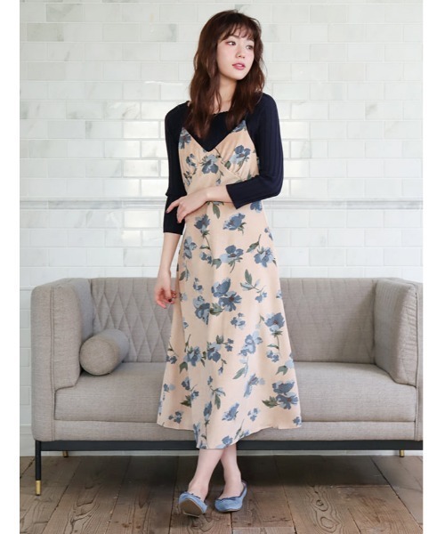 fifth calin（フィフスカラン）の「レトロフラワーコーデュロイキャミワンピース（ワンピース・レディース・カーキ/ベージュ・MEDIUM）」の12枚目の写真