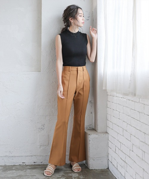 clear（クリア）の「ピンタックフレアパンツ（スラックス）」 - WEAR