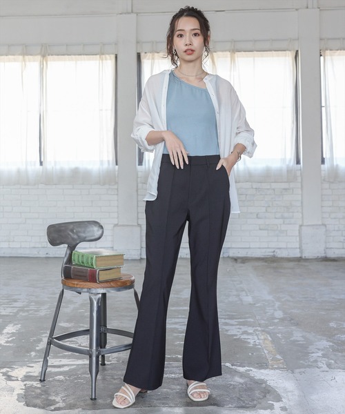 clear（クリア）の「ピンタックフレアパンツ（スラックス）」 - WEAR