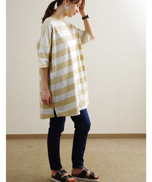 Fizz（フィズ）の「【Fizz/フィズ】　ワイドボーダー　コットンドルマンオーバーチュニック（チュニック・レディース・ホワイト×グレー/グレー系その他/ホワイト×ブラック/ベージュ系その他/ブラック×ホワイト/ホワイト×ブルー/ホワイト×ネイビー/ベージュ系1/ホワイト系その他・M）」の8枚目の写真