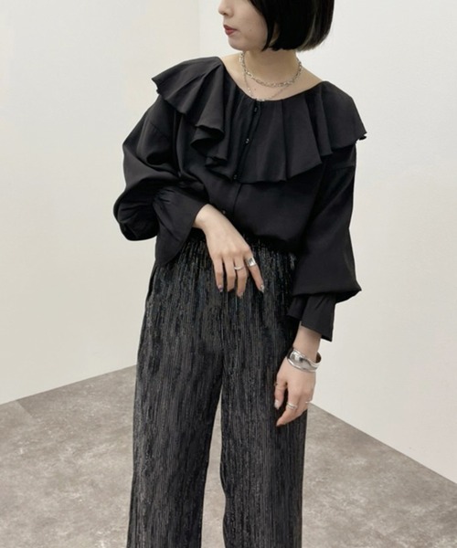 apres jour mignon(アプレジュールミニョン)の「ラッフルエリブラウス 【ZOZOTOWN限定アイテム】(シャツ/ブラウス・レディース・ブラック/オフホワイト/ブルー系その他・フリー/X-LARGE)」の16枚目の写真