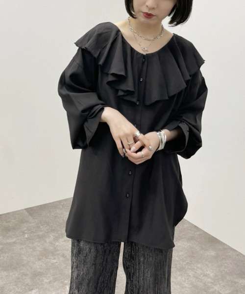 apres jour mignon(アプレジュールミニョン)の「ラッフルエリブラウス 【ZOZOTOWN限定アイテム】(シャツ/ブラウス・レディース・ブラック/オフホワイト/ブルー系その他・フリー/X-LARGE)」の14枚目の写真