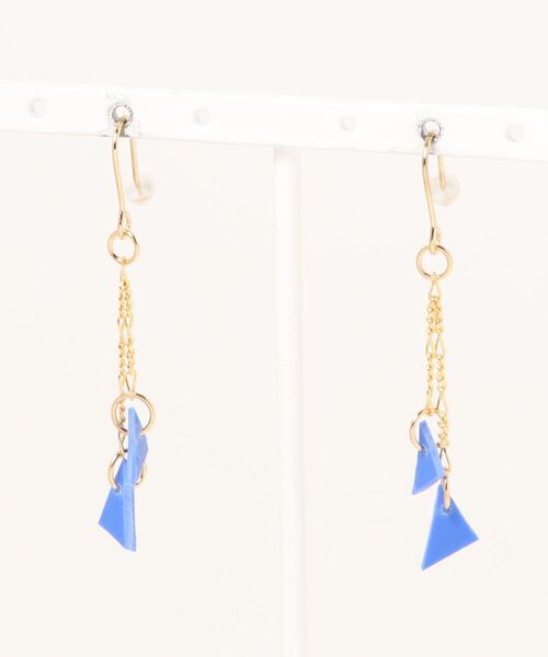 tone(トーン)の「【atelier*mio】クレイレザー pierce(ピアス(両耳用)・レディース・ブラック/パープル/オリーブ/イエロー/ブルー/コーラルピンク・FREE)」の3枚目の写真