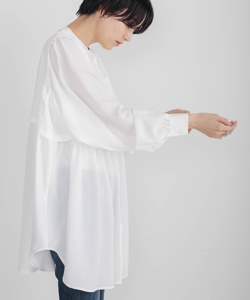 Bou Jeloud（ブージュルード）の「ヨークフラップブラウス（シャツ/ブラウス・レディース・ブラック/オフホワイト/ブルー・FREE）」の7枚目の写真