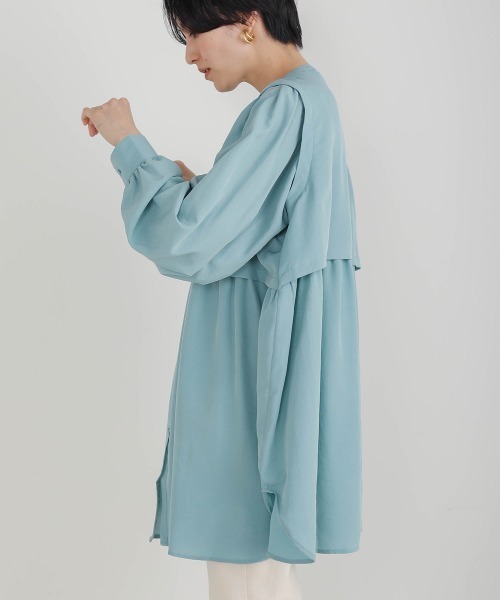 Bou Jeloud（ブージュルード）の「ヨークフラップブラウス（シャツ/ブラウス・レディース・ブラック/オフホワイト/ブルー・FREE）」の20枚目の写真