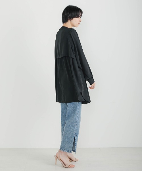 Bou Jeloud（ブージュルード）の「ヨークフラップブラウス（シャツ/ブラウス・レディース・ブラック/オフホワイト/ブルー・FREE）」の12枚目の写真