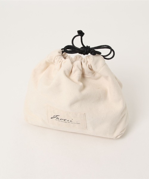 Factor=(ファクターイコール)の「巾着付キャレショルダートートバッグ(ショルダーバッグ・レディース・ブラック/キャメル/グレイッシュベージュ・FREE)」の7枚目の写真