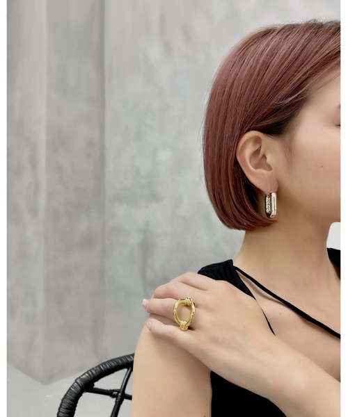 Solace（ソレイス）の「Square hoop pierce / スクエアフープピアス（ピアス（両耳用）・レディース・ゴールド/シルバー・FREE）」の8枚目の写真