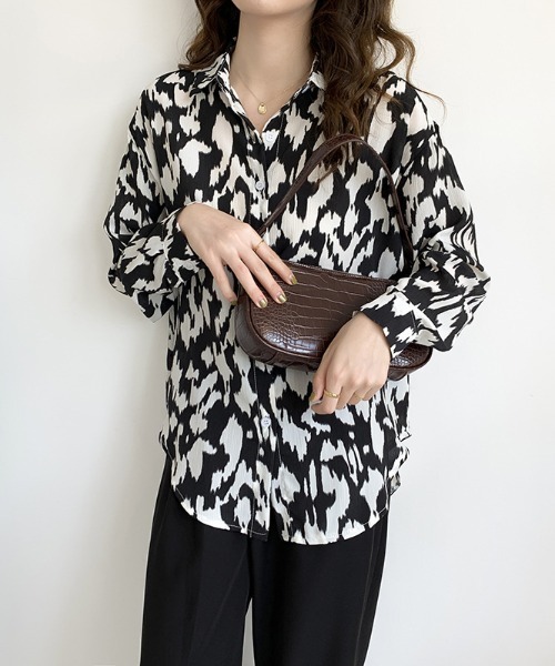 yuue' ( wear )（ユーイ）の「シンプル レザーショルダーバッグ（ショルダーバッグ・レディース・ブラック/ブラウン/オフホワイト・FREE）」の8枚目の写真