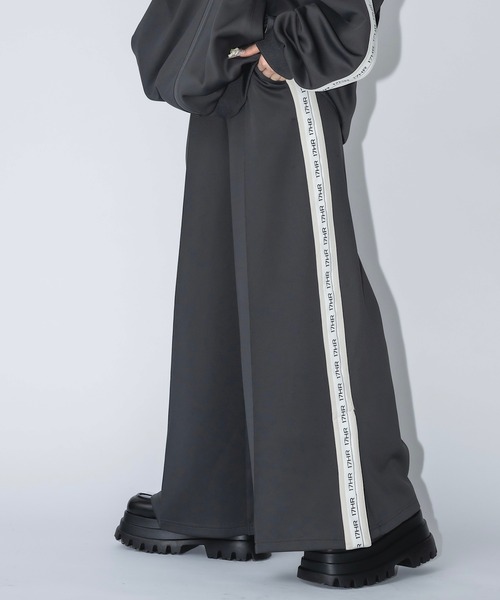 17HR（セブンティーンアワーズ）の「【ユニセックス】トラックパンツ(セットアップ可)（その他パンツ・レディース・ブラック/ブルー/ホワイト/イエロー/ライトグレー/チャコールグレー・FREE/MEDIUM/LARGE）」の3枚目の写真