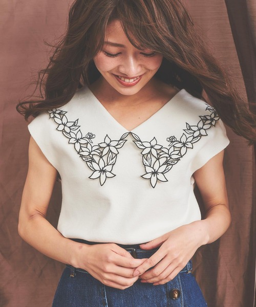 NOELA（ノエラ）の「刺繍セーラーカラーニット（ニット/セーター