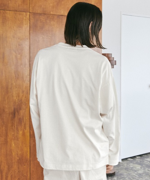 nowm（ノウム）の「【nowm】MERCERISED COTTON LOOSE BOX POCKET LONG SLEEVE TEE / ルーズ ポケットロングT（Tシャツ/カットソー・メンズ・ホワイト/ブラック/ダークネイビー・M/L）」の18枚目の写真