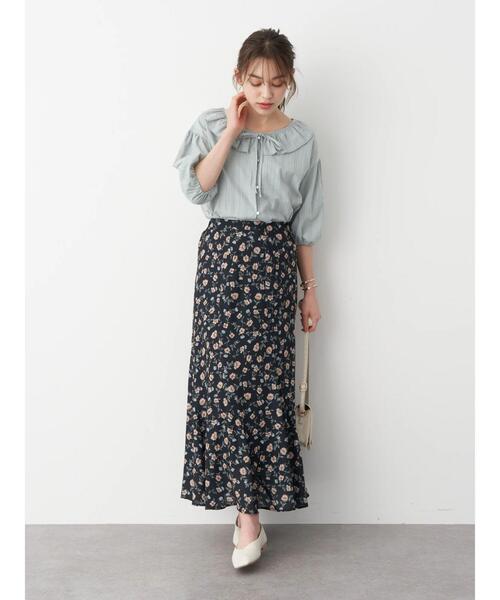 earth music&ecology（アースミュージックアンドエコロジー）の「フラワーセミフレアマーメイドスカート ＊（スカート・レディース・ネイビー/ブラウン/ブラック・FREE）」の11枚目の写真