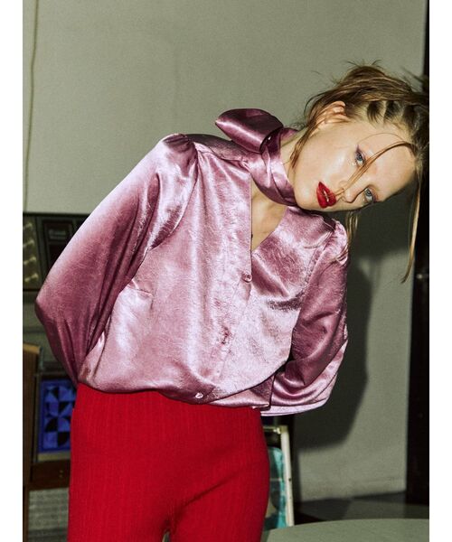 jouetie（ジュエティ）の「BIGリボンタイブラウス（シャツ/ブラウス・レディース・アイボリー/ブラック/ピンク/イエロー/ブルー/ベージュ・MEDIUM）」の18枚目の写真