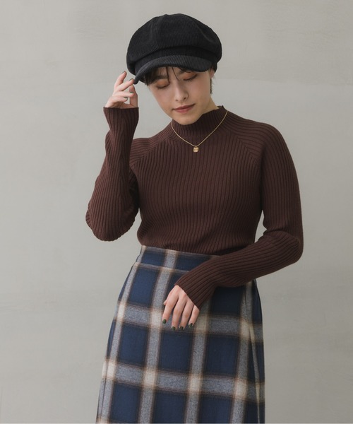 RETRO GIRL（レトロガール）の「リブハイネックニット（ニット/セーター・レディース・アイボリー/グリーン/オレンジ/ライトグレー/レッド/ブラック/マスタード/ダークブラウン/ダークグリーン/ライトグリーン・FREE）」の5枚目の写真