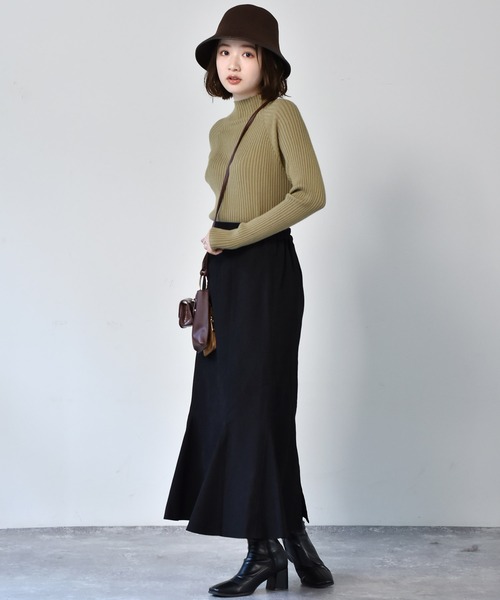 RETRO GIRL（レトロガール）の「リブハイネックニット（ニット/セーター・レディース・アイボリー/グリーン/オレンジ/ライトグレー/レッド/ブラック/マスタード/ダークブラウン/ダークグリーン/ライトグリーン・FREE）」の21枚目の写真