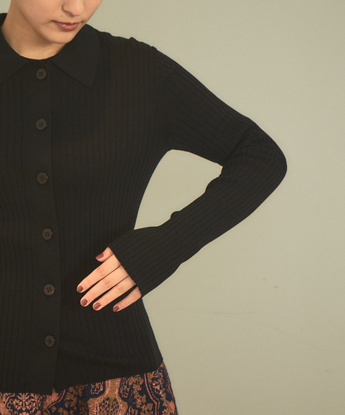 Rouge vif（ルージュヴィフ）の「【アンサンブル対応】ワイドリブポロニットカーディガン（カーディガン/ボレロ・レディース・ホワイト/サックスブルー/ダークブラウン/ブラック・フリー）」の7枚目の写真