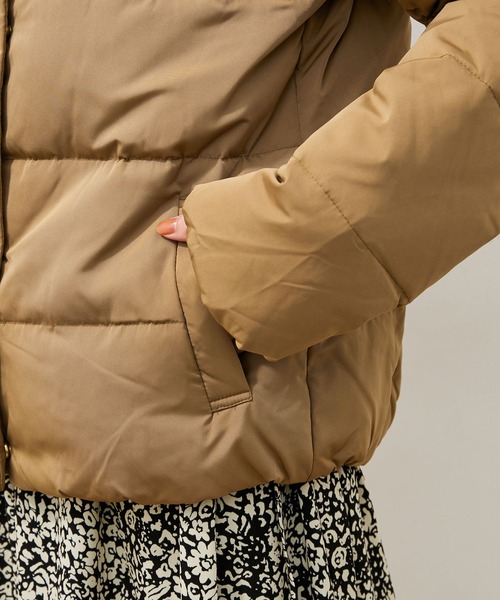 ADAM ET ROPE'（アダムエロペ）の「【アウトレット店舗・WEB限定】ダウンブルゾン（ダウンジャケット/コート・レディース・ブラック/ベージュ/ブルー系その他・FREE）」の21枚目の写真