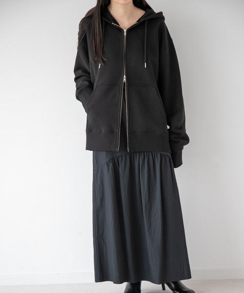 yuw（ユウ）の「ZIP HOODIE　237849（パーカー・レディース・ブラック/グレー/ブルー・SMALL/X-LARGE）」の11枚目の写真