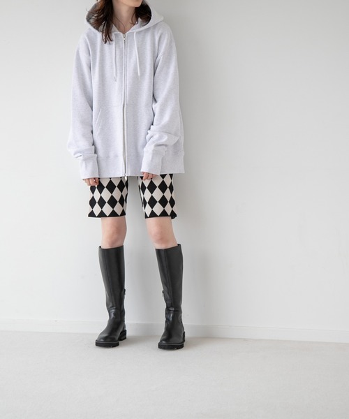 yuw（ユウ）の「ZIP HOODIE　237849（パーカー・レディース・ブラック/グレー/ブルー・SMALL/X-LARGE）」の16枚目の写真