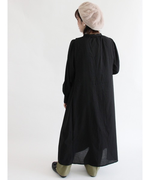 ehka sopo（エヘカソポ）の「ビブ付ワンピース（ワンピース・レディース・ブラック/グレー/オフホワイト・ﾌﾘ-）」の10枚目の写真