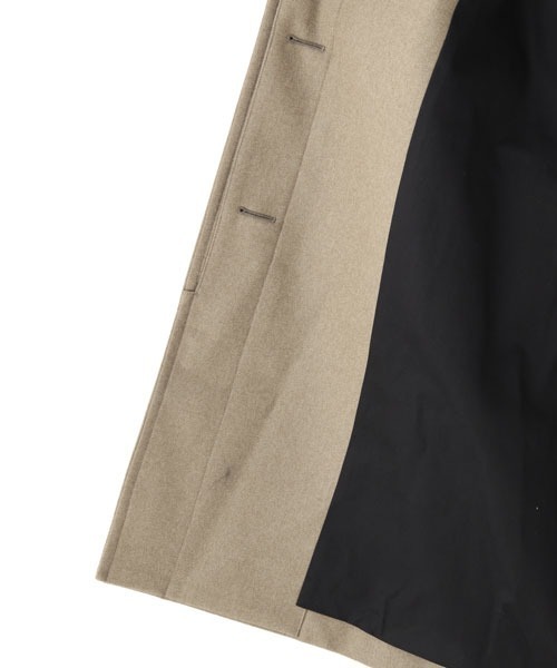 MARGARET HOWELL（マーガレットハウエル）の「MILLED SERGE（トレンチコート・レディース・ベージュ/ネイビー・1/2）」の3枚目の写真