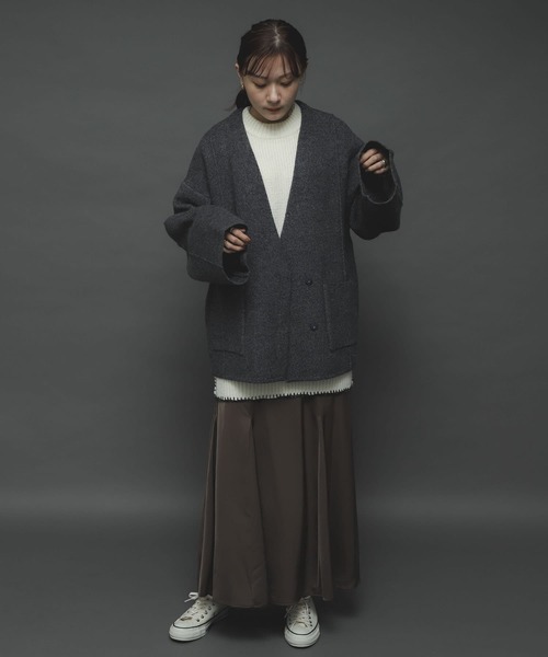 SENSE OF PLACE by URBAN RESEARCH(センスオブプレイスバイアーバンリサーチ)の「ワイドスリーブノーカラーニットコート(その他アウター・レディース・ブルー/ライトブラウン/グレー・ONE)」の5枚目の写真