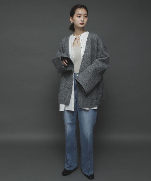 SENSE OF PLACE by URBAN RESEARCH(センスオブプレイスバイアーバンリサーチ)の「ワイドスリーブノーカラーニットコート(その他アウター・レディース・ブルー/ライトブラウン/グレー・ONE)」の19枚目の写真