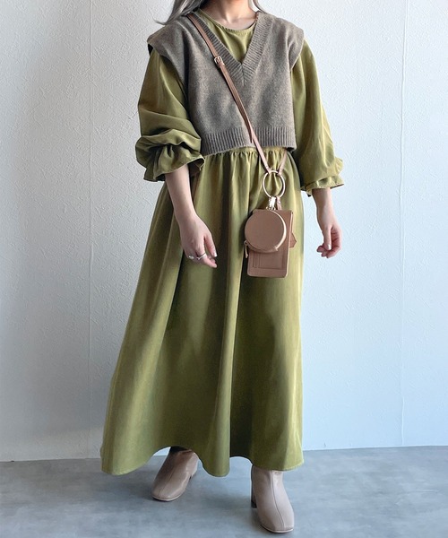 w closet（ダブルクローゼット）の「ギャザーワンピース+7GニットベストSET（ワンピース・レディース・アイボリー/オリーブ/ブラウン/ブラック/ブラック系その他・FREE）」の5枚目の写真