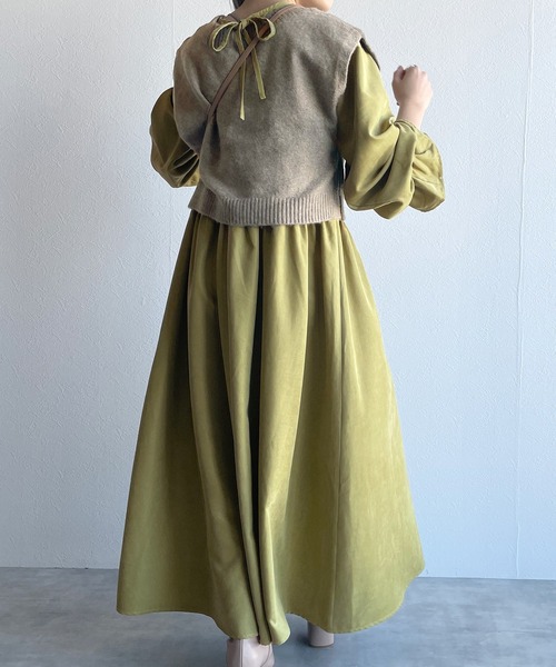 w closet（ダブルクローゼット）の「ギャザーワンピース+7GニットベストSET（ワンピース・レディース・アイボリー/オリーブ/ブラウン/ブラック/ブラック系その他・FREE）」の14枚目の写真