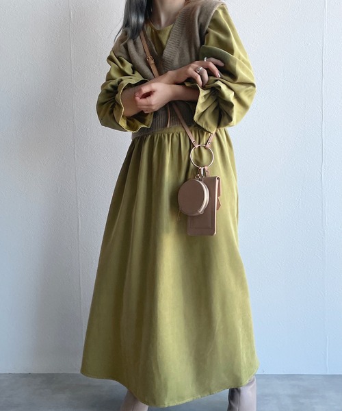 w closet（ダブルクローゼット）の「ギャザーワンピース+7GニットベストSET（ワンピース・レディース・アイボリー/オリーブ/ブラウン/ブラック/ブラック系その他・FREE）」の19枚目の写真