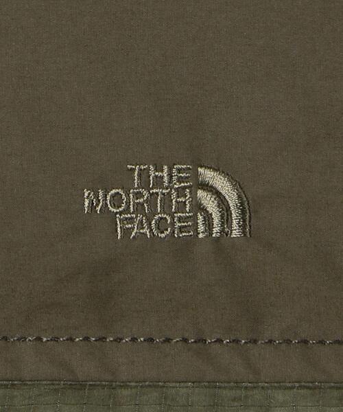 THE NORTH FACE PURPLE LABEL（ザ ノースフェイス パープルレーベル）の「＜THE NORTH FACE PURPLE LABEL＞ FIELD DOWN CAPE/ケープ（マフラー・メンズ・オリーブ/ブラック・FREE）」の7枚目の写真