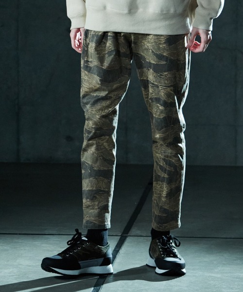 VIRGOwearworks（ヴァルゴウェアワークス）の「VINTAGE NINJAS CAMO（チノパンツ・メンズ・グリーン系その他/グリーン系その他2/グリーン系その他3・2/4/3）」の2枚目の写真