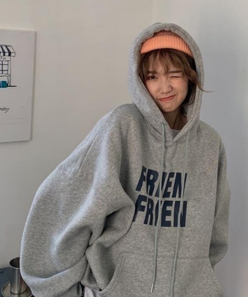 SONA（ソナ）の「SONYUNARA 英文プリントオーバーフィットフードスウェット（パーカー・レディース・グレー/アイボリー・FREE）」の5枚目の写真