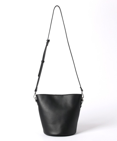 PAGEBOY（ページボーイ）の「バケットショルダーバッグ（ショルダーバッグ・レディース・ブラック/オフホワイト・ONE SIZE）」の8枚目の写真