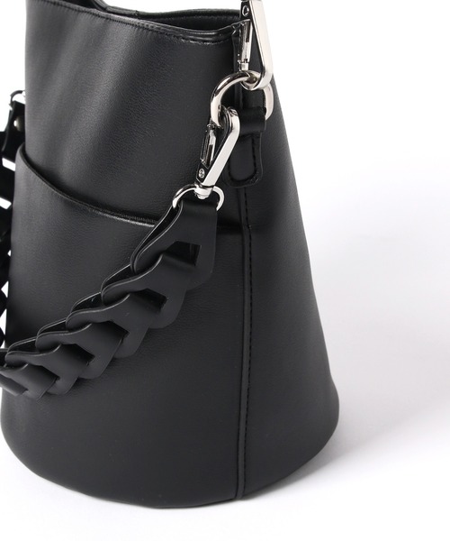 PAGEBOY（ページボーイ）の「バケットショルダーバッグ（ショルダーバッグ・レディース・ブラック/オフホワイト・ONE SIZE）」の13枚目の写真