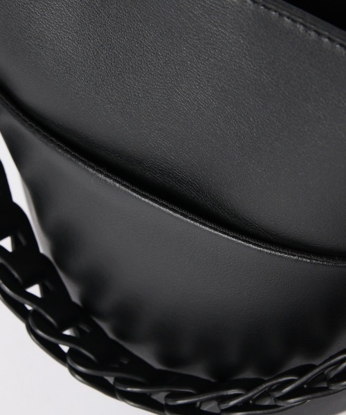 PAGEBOY（ページボーイ）の「バケットショルダーバッグ（ショルダーバッグ・レディース・ブラック/オフホワイト・ONE SIZE）」の4枚目の写真