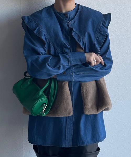 フリル衿付デニムシャツ