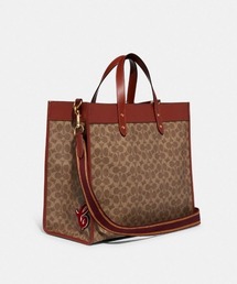 COACH コーチ フィールドトート40シグネチャーウィズ スーベニアバッチ