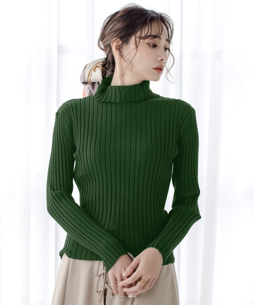 Julia Boutique（ジュリアブティック）の「パーソナルカラー長袖ニットトップス/21700（ニット/セーター・レディース・ブラック/ホワイト/ブラウン/ピンク/ネイビー/パープル/ブルー/ベージュ/マスタード/ボルドー/チャコール/グリーン/イエロー/アイボリー/ミント/ピンク系/オレンジ系・ONE）」の7枚目の写真