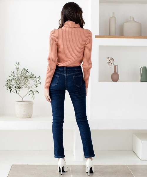 Julia Boutique（ジュリアブティック）の「パーソナルカラー長袖ニットトップス/21700（ニット/セーター・レディース・ブラック/ホワイト/ブラウン/ピンク/ネイビー/パープル/ブルー/ベージュ/マスタード/ボルドー/チャコール/グリーン/イエロー/アイボリー/ミント/ピンク系/オレンジ系・ONE）」の21枚目の写真