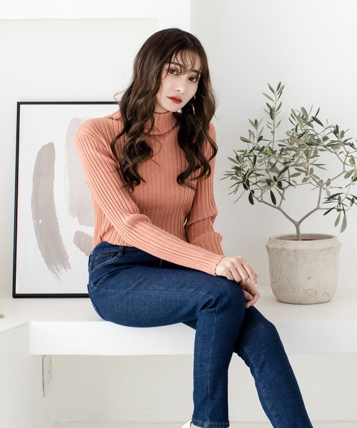 Julia Boutique（ジュリアブティック）の「パーソナルカラー長袖ニットトップス/21700（ニット/セーター・レディース・ブラック/ホワイト/ブラウン/ピンク/ネイビー/パープル/ブルー/ベージュ/マスタード/ボルドー/チャコール/グリーン/イエロー/アイボリー/ミント/ピンク系/オレンジ系・ONE）」の22枚目の写真