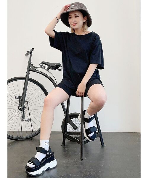 GYDA(ジェイダ)の「BACK PHOTOテールBIG Tシャツ(Tシャツ/カットソー・レディース・ブラック/ベージュ/オフホワイト/ミント・FREE)」の11枚目の写真