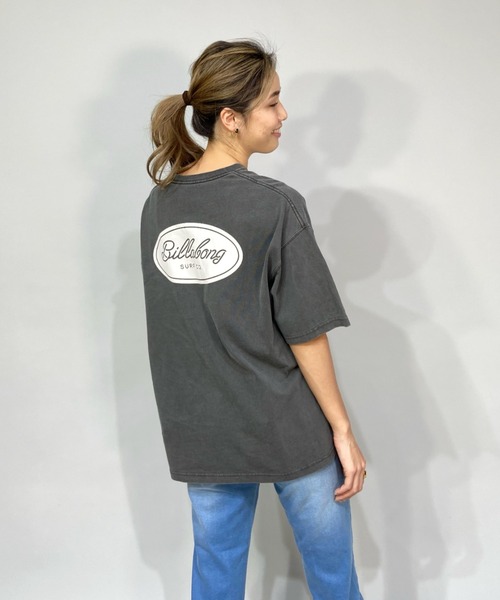BILLABONG(ビラボン)の「BILLABONG/ビラボン ルーズシルエット バックプリントロゴTシャツ BC013-208(Tシャツ/カットソー・レディース・ブルー/ホワイト/イエロー/ブラック・L/M)」の10枚目の写真