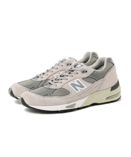 NEW BALANCE(ニューバランス)の「NEW BALANCE / M991(スニーカー・メンズ・グレー/ネイビー・26.5cm/27.0cm/27.5cm/26.0cm)」の2枚目の写真