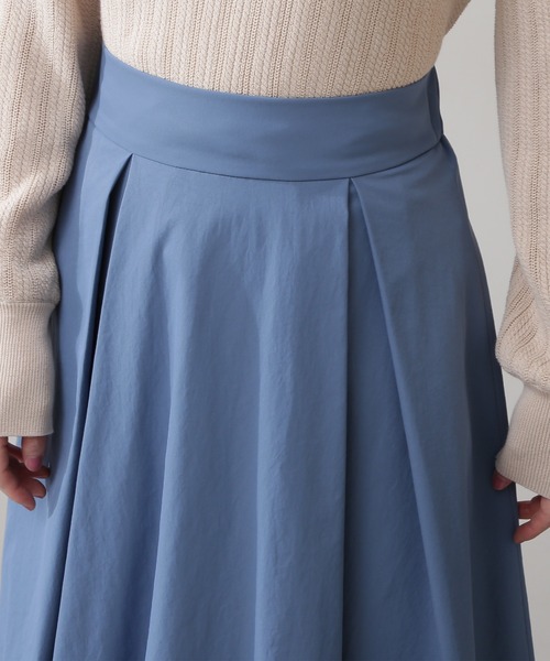 N.（N. Natural Beauty Basic）（エヌエヌナチュラルビューティーベーシック）の「【S Size Line】◆テックツイルタックフレアスカート（スカート・レディース・ベージュ/ブルー/ネイビー/オレンジ・SMALL/MEDIUM）」の14枚目の写真