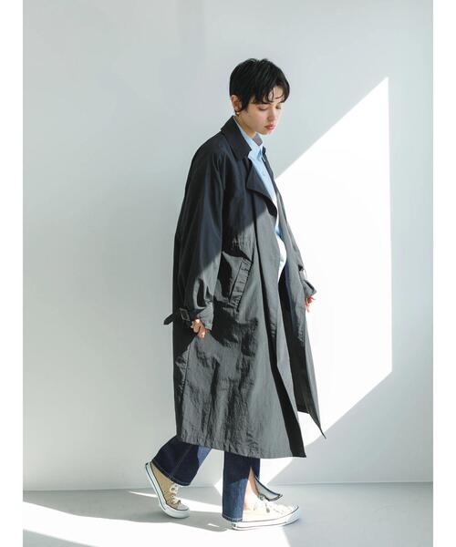 koe（コエ）の「キャンディースリーブオーバーサイズコート（トレンチコート・レディース・ブラック/カーキ/ライトベージュ・M）」の5枚目の写真