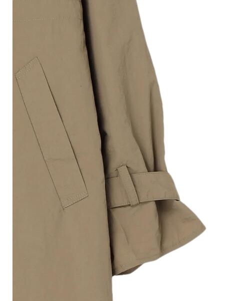 koe（コエ）の「キャンディースリーブオーバーサイズコート（トレンチコート・レディース・ブラック/カーキ/ライトベージュ・M）」の18枚目の写真